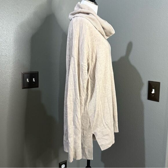 LOFT Ann Taylor Cowl Neck Tunic Sweater in Taupe Oversized - Picture 7 of 11